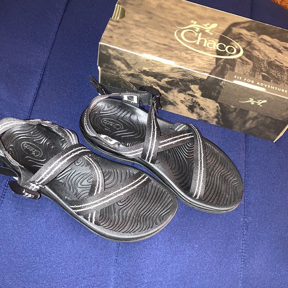 Chaco Z/1 No toe loop Sandals!🖤
